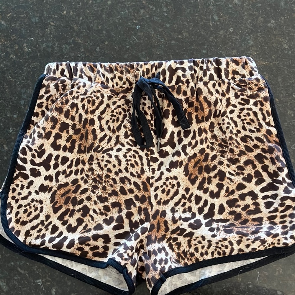 Kittenish leopard shorts